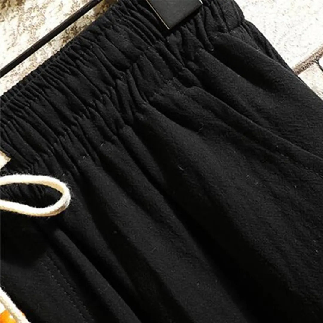 https://cdn.shopify.com/s/files/1/0879/0949/9227/files/Detail_LIVIO_-_Stijlvolle_en_Comfortabele_Herenset_T-E_1.jpg
