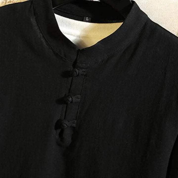 https://cdn.shopify.com/s/files/1/0879/0949/9227/files/Detail_LIVIO_-_Stijlvolle_en_Comfortabele_Herenset_T-E_2.jpg