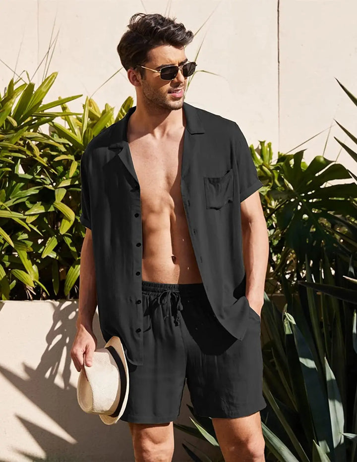 https://cdn.shopify.com/s/files/1/0879/0949/9227/files/Luchtige_Korte_Mouw_Heren_Set_Casual_Zomerset_met_Overhemd_en_Shorts_T-E6.jpg