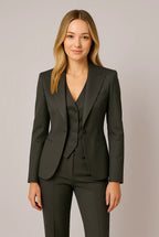 Selina - Elegant Women's Suit With Tailored Blazer And Slim Fit Trousers For Office And Formal Events 1