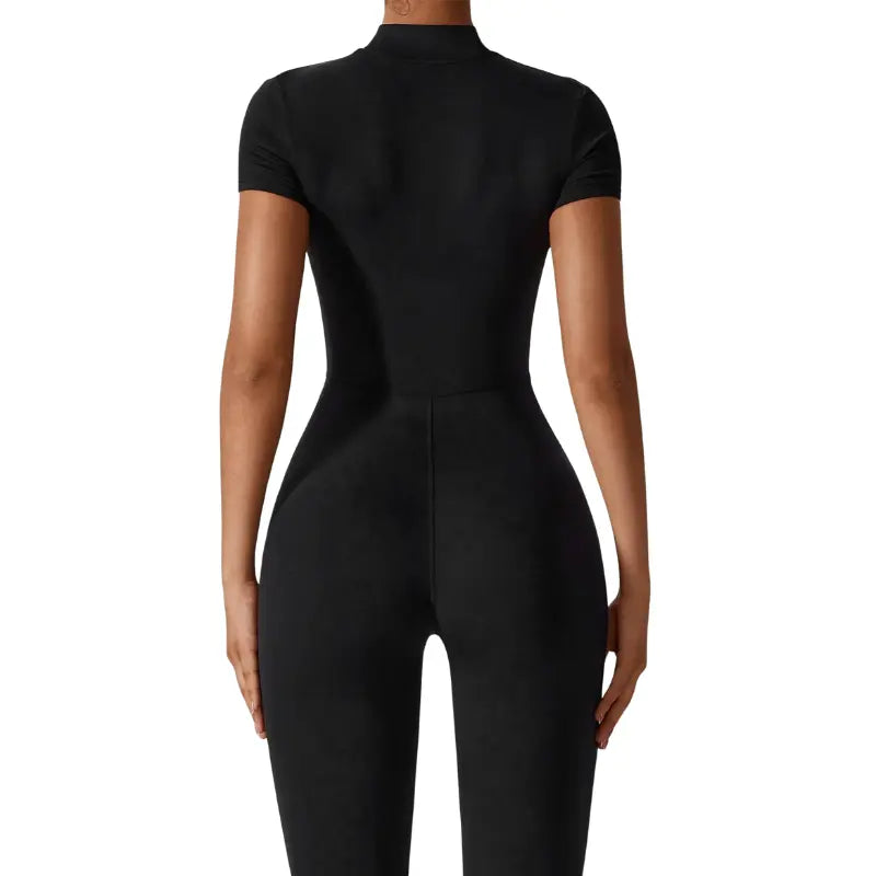 Samantha – Slim-Fit Short Sleeve Sport Jumpsuit with Zipper for Yoga and Fitness