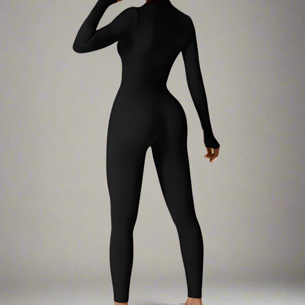 Solenne – Shaping Yoga & Pilates Jumpsuit with Front Zipper and Breathable Comfort