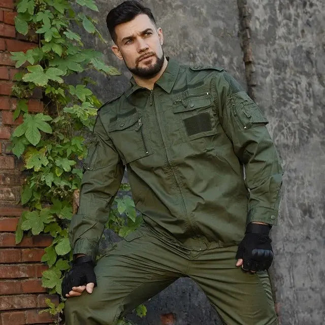 Drew – Versatile Outdoor Set for Men with Multi-Pockets & Comfortable Cotton Blend- Army Green