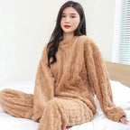 Liora - Relaxed Women's Pyjama Set With Long Sleeve Top For Cozy Home Comfort 2