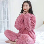Liora - Relaxed Women's Pyjama Set With Long Sleeve Top For Cozy Home Comfort 0