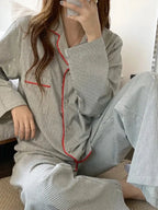 Liora - Stylish Women's Pyjama Set With Striped Design For Comfortable Nights 2