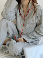 Liora - Stylish Women's Pyjama Set With Striped Design For Comfortable Nights 4