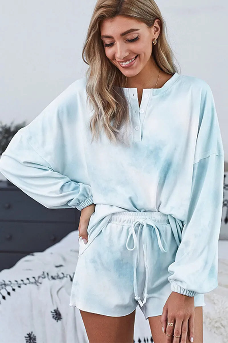 Liora - Trendy Women's Pyjama Set With Tie-Dye Top And Shorts For Relaxed Evenings 6