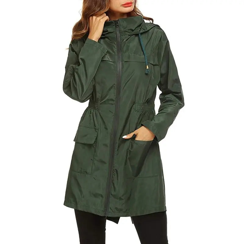 MunaWear - Rain Jackets - Faela – Stylish Women's Hooded Rain Jacket With Lightweight Design For Unpredictable Weather - Green