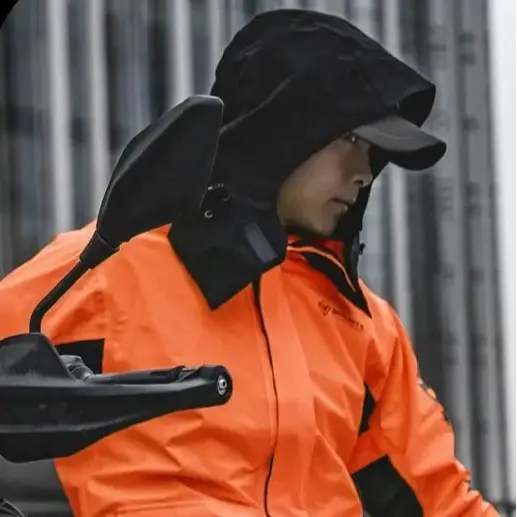Liam – Lightweight Waterproof Motorcycle Raincoat Suit for Men & Women