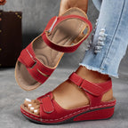 Stylish Women's Sandals with Adjustable Straps and Cushioned Insoles for All-Day Comfort 1