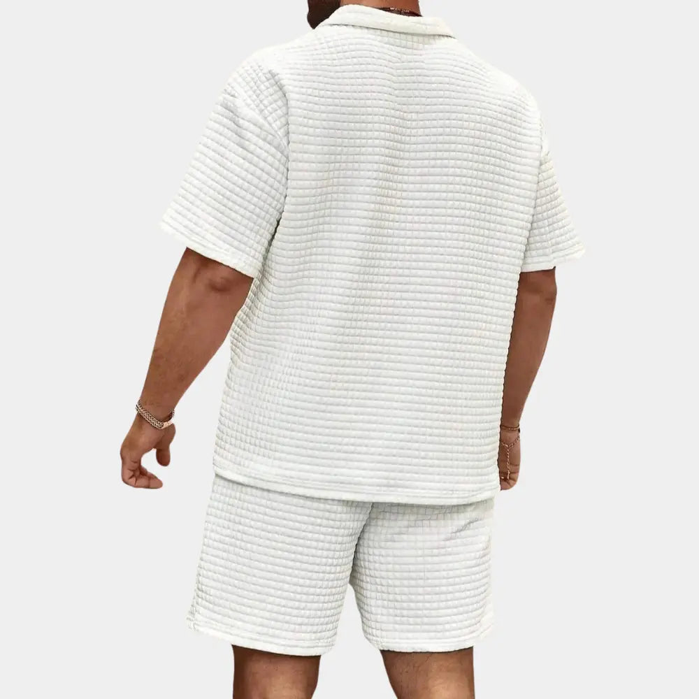 https://cdn.shopify.com/s/files/1/0879/0949/9227/files/Davy_-_Stijlvolle_2-delige_herenset_T-E3.png