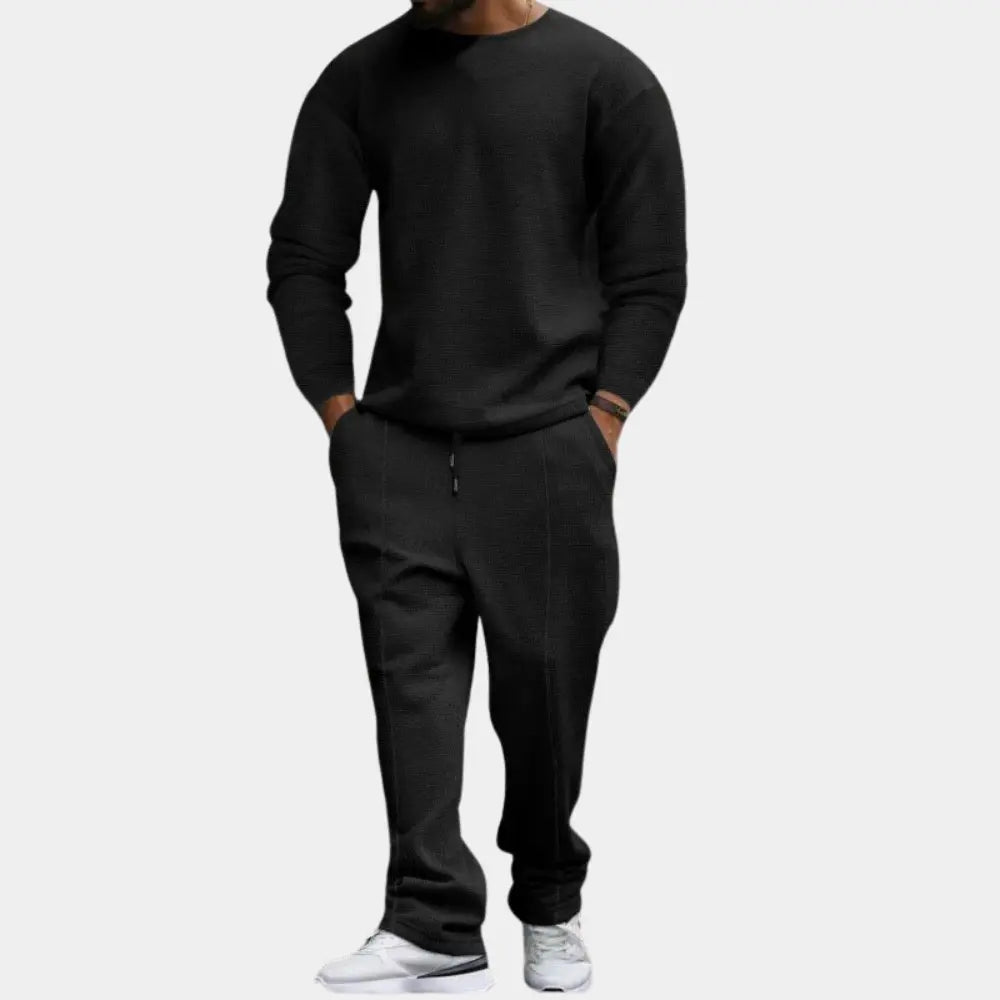 https://cdn.shopify.com/s/files/1/0879/0949/9227/files/Zwart_Ellroy_Luxe_Heren_Tweedelige_Set_Tijdloos_comfort_voor_de_moderne_man_T-E.png
