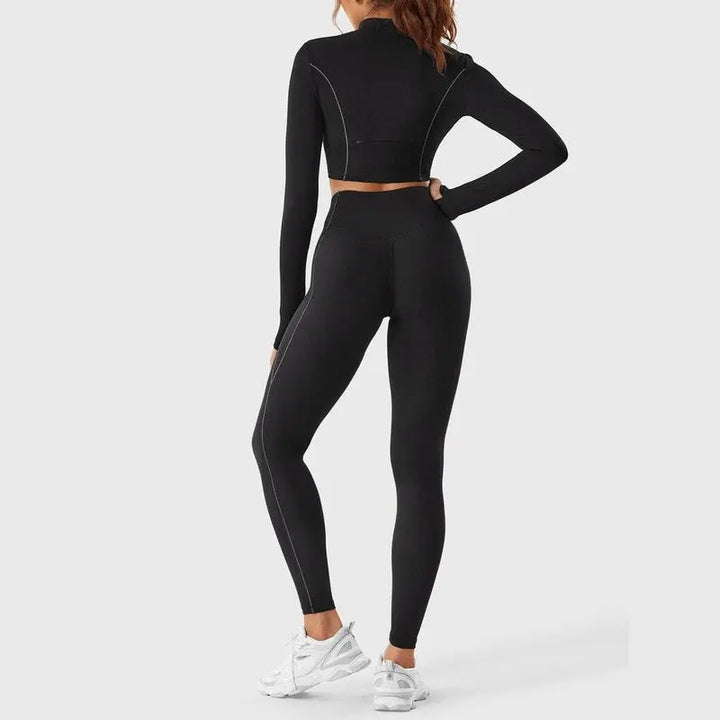 MunaWear  Sets  Lara - Chic Women's Activewear Set With Seamless Leggings And Cropped Top
