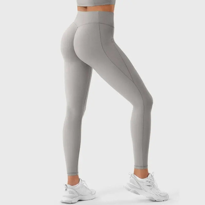 MunaWear  Sets  Lara - Chic Women's Activewear Set With Seamless Leggings And Cropped Top