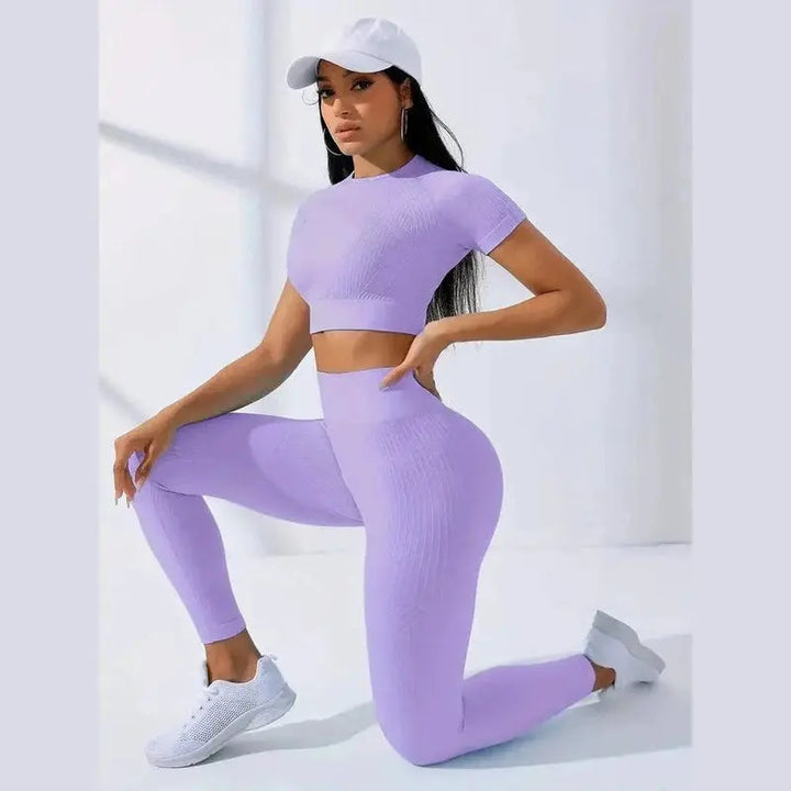 MunaWear  Sets  Layla - Chic Women's Activewear Set for Enhanced Comfort and Flexibility