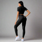 MunaWear  Sets  Layla - Chic Women's Activewear Set for Enhanced Comfort and Flexibility