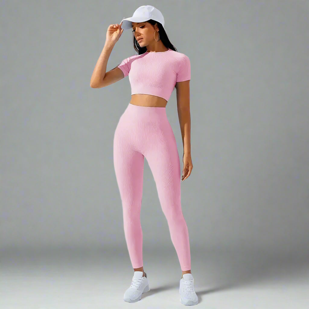MunaWear  Sets  Layla - Chic Women's Activewear Set for Enhanced Comfort and Flexibility