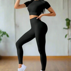 Layla - Chic Women's Activewear Set for Enhanced Comfort and Flexibility