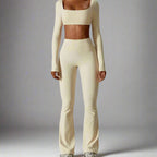 MunaWear  Sets  Lila - Stylish Long-Sleeve Activewear Set for Women's Yoga and Fitness