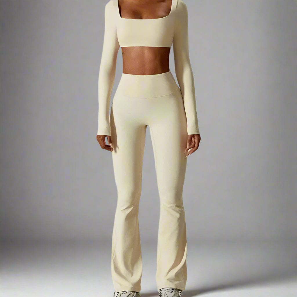 MunaWear  Sets  Lila - Stylish Long-Sleeve Activewear Set for Women's Yoga and Fitness