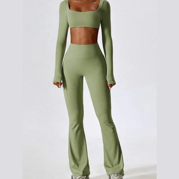 MunaWear  Sets  Lila - Stylish Long-Sleeve Activewear Set for Women's Yoga and Fitness