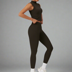 Talia - Stylish Two-Piece Workout Set Featuring Leggings And Sleeveless Top