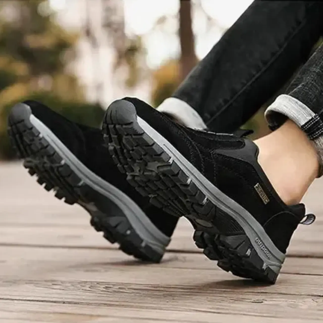 MunaWear - Shoes - Ben – Wear-Resistant Non-Slip Hiking Boots for Men, Comfortable Flat Walking Design - 