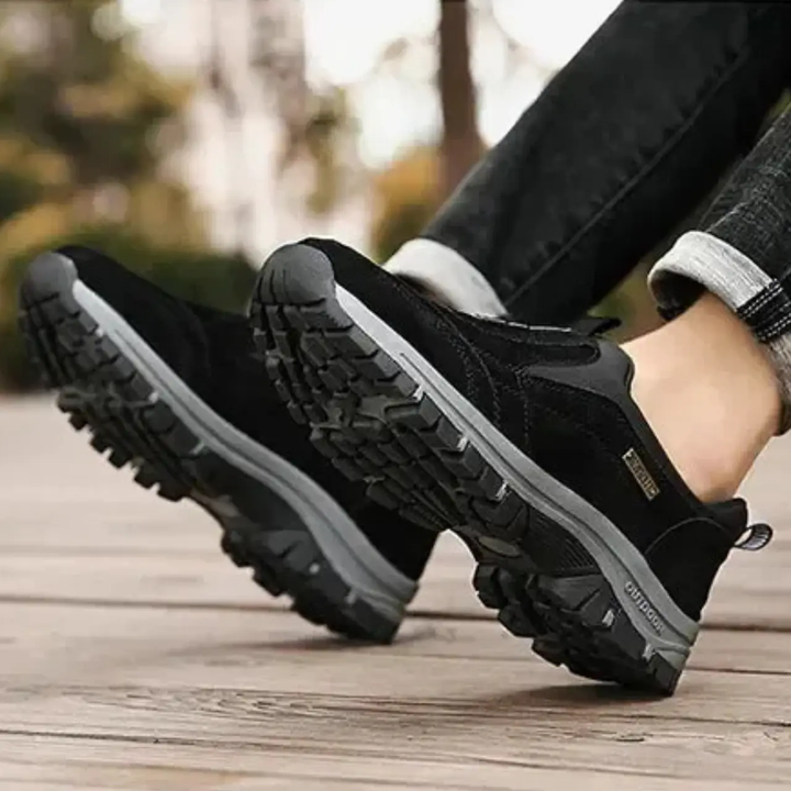 MunaWear - Shoes - Ben – Wear-Resistant Non-Slip Hiking Boots for Men, Comfortable Flat Walking Design - 