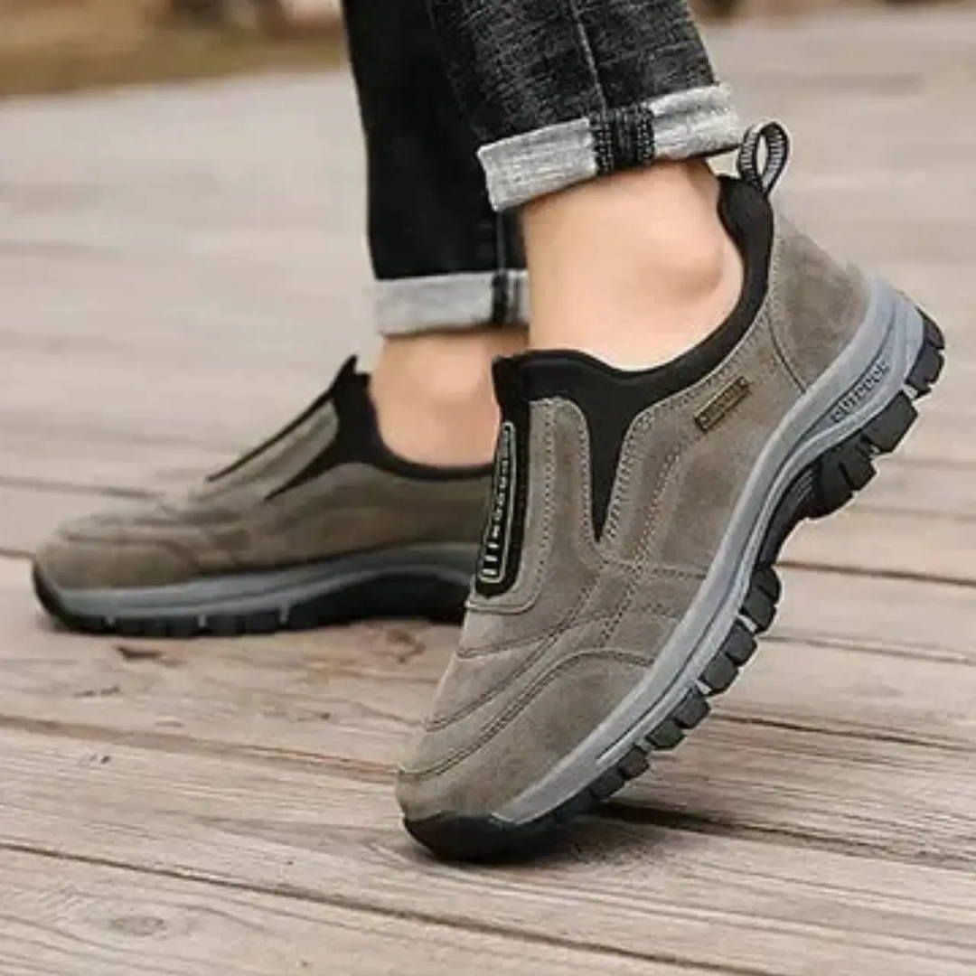MunaWear - Shoes - Ben – Wear-Resistant Non-Slip Hiking Boots for Men, Comfortable Flat Walking Design - 