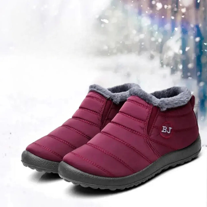 MunaWear - Shoes - Ovara – Waterproof Hiking Ankle Boots for Men and Women, Perfect for Winter Adventures - 
