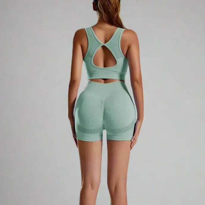 MunaWear - Shorts - Nova - High-Waist Tummy Control Sports Sets With Butt-Lifting Design - Light-Green-L-L