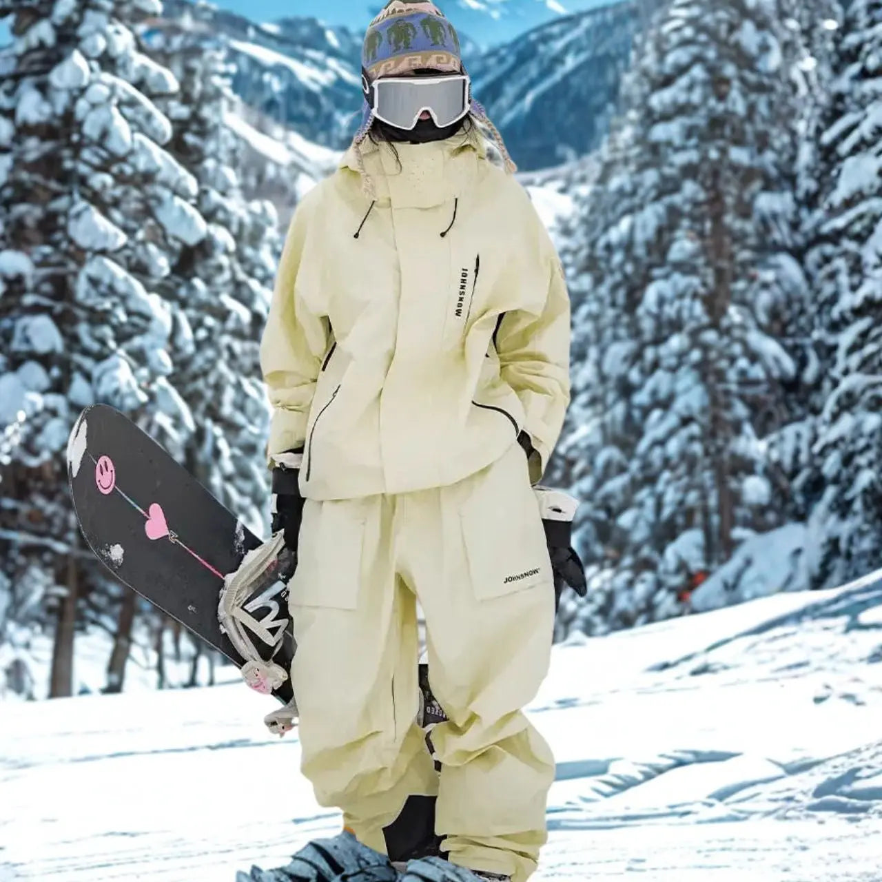 Activra – Eco-Friendly Ski Suit With Versatile Fit For Snowboarding Adventures