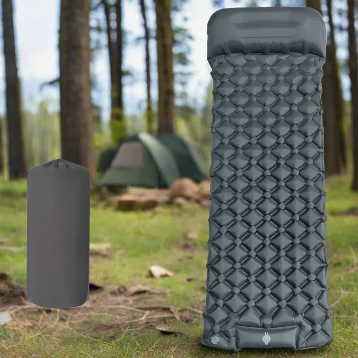 Zora – Ultralight Inflatable Camping Mattress with Built-In Pump & Pillows