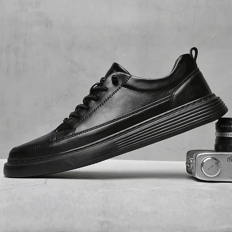 MunaWear - Sneakers - Caden - Minimalist Men's Sneakers With Tonal Stitching For Casual Outings - 