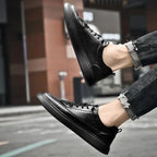 MunaWear - Sneakers - Caden - Minimalist Men's Sneakers With Tonal Stitching For Casual Outings - 