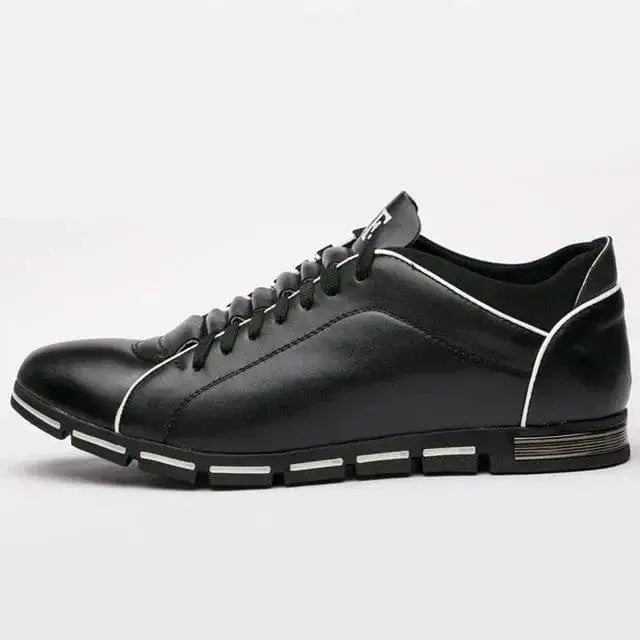 MunaWear - Sneakers - Caden - Stylish Men's Sneakers With Contrast Sole Design For Casual Outings - 