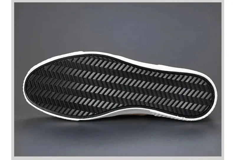 MunaWear - Sneakers - Caden - Stylish Men's Sneakers With Side Zipper For Casual Wear - 