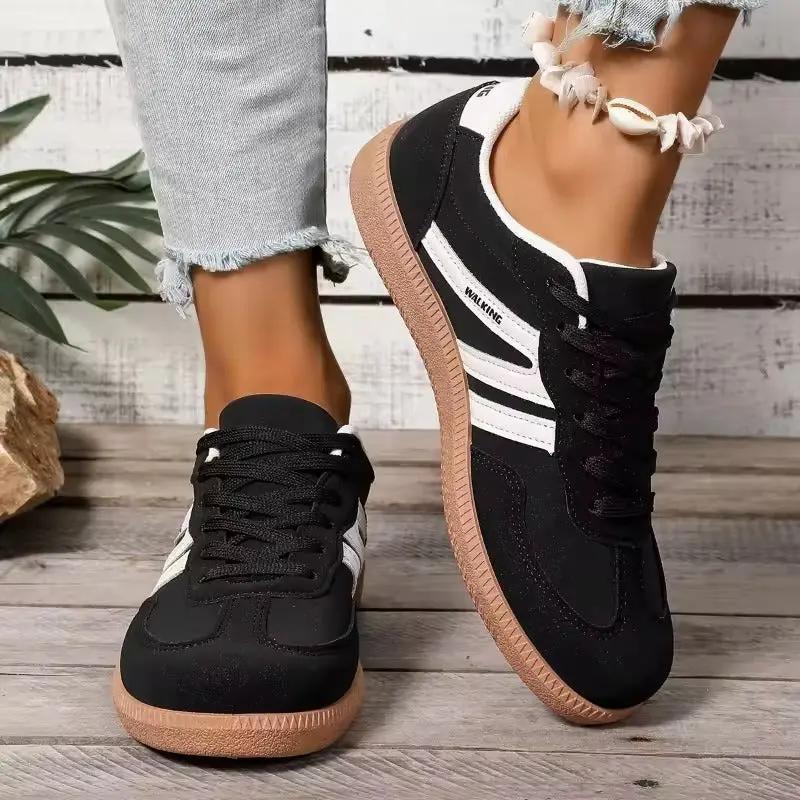 MunaWear - Sneakers - Liora - Supportive Women's Sneakers With Lightweight Design For Everyday Walking - 