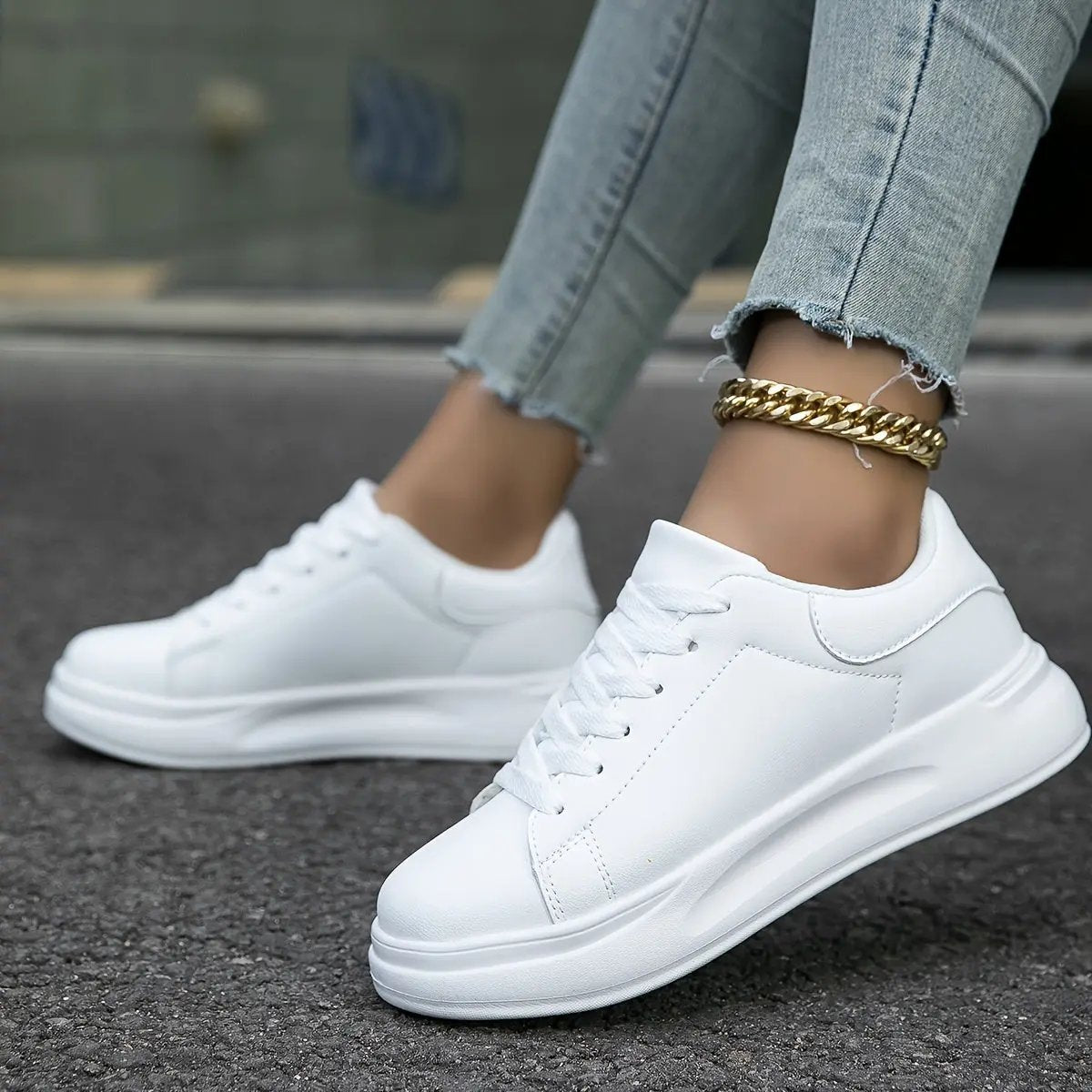 Liora - White Women's Sneakers With Minimalist Design For Everyday Wear 2