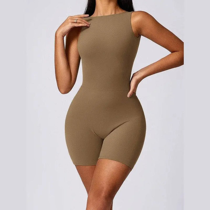 MunaWear  Sportswear  Aria - Stylish Quick-Drying Jumpsuit for Active Women in Yoga and Fitness