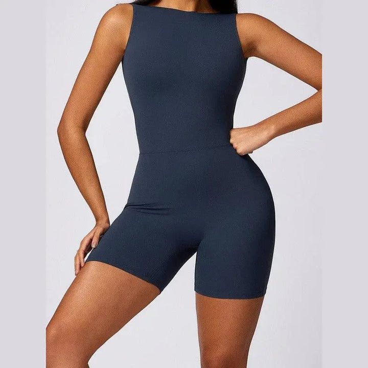 MunaWear  Sportswear  Aria - Stylish Quick-Drying Jumpsuit for Active Women in Yoga and Fitness