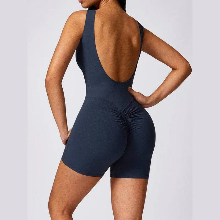 MunaWear  Sportswear  Aria - Stylish Quick-Drying Jumpsuit for Active Women in Yoga and Fitness