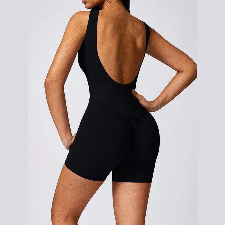 MunaWear  Sportswear  Aria - Stylish Quick-Drying Jumpsuit for Active Women in Yoga and Fitness
