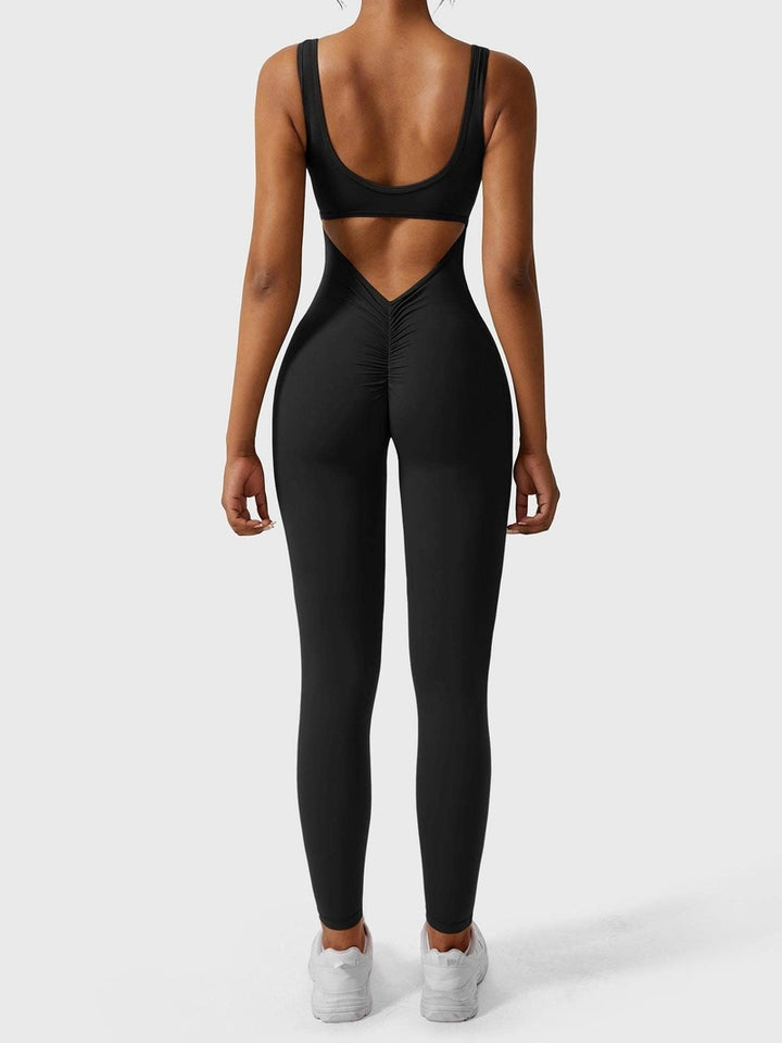 MunaWear Sportswear Isla - Stylish Open-Back Jumpsuit Ideal for Yoga and Fitness Enthusiasts