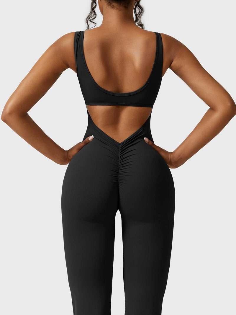 MunaWear Sportswear Isla - Stylish Open-Back Jumpsuit Ideal for Yoga and Fitness Enthusiasts