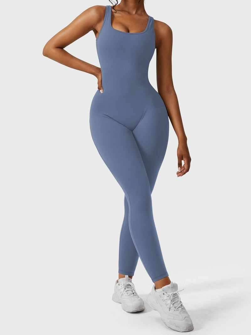 MunaWear Sportswear Isla - Stylish Open-Back Jumpsuit Ideal for Yoga and Fitness Enthusiasts