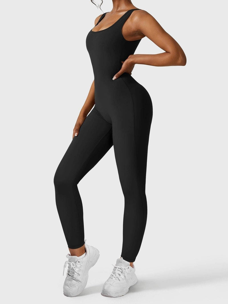 MunaWear Sportswear Isla - Stylish Open-Back Jumpsuit Ideal for Yoga and Fitness Enthusiasts