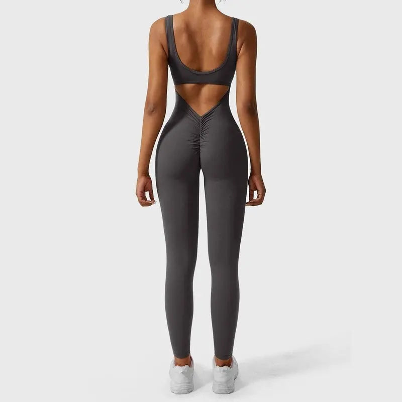 MunaWear  Sportswear  Isla - Stylish Open-Back Jumpsuit Ideal for Yoga and Fitness Enthusiasts