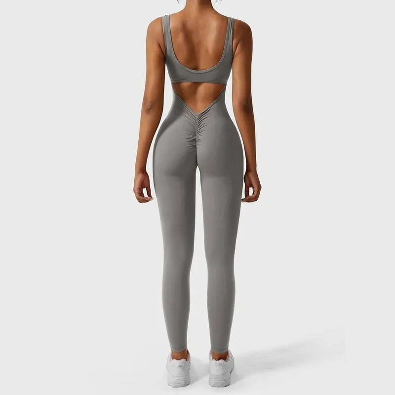 MunaWear  Sportswear  Isla - Stylish Open-Back Jumpsuit Ideal for Yoga and Fitness Enthusiasts